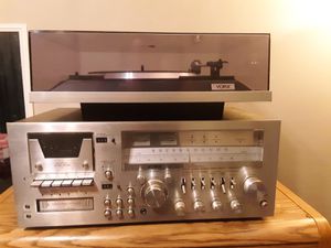Photo Vintage York's stereo and turntable lots of old school Power