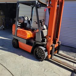 Toyota Forklift 3800lbs 