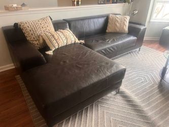 Kramfors Left Facing Chaise Sectional Sofa in Brown Leather