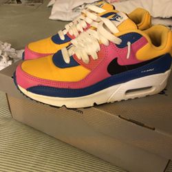 Nike Air Max Size 4Y