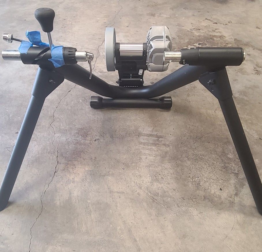 Saris Fluid Bike Trainer