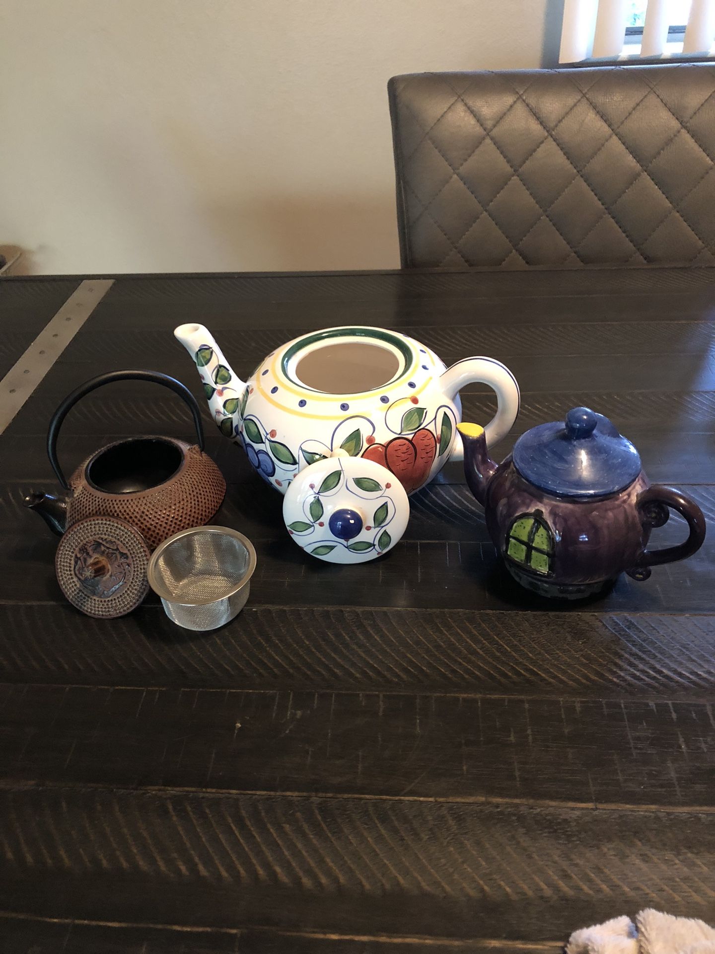 Tea Pots 