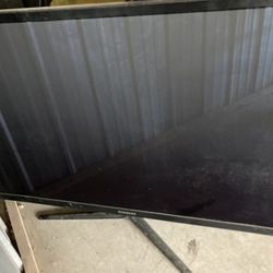 60 inch plasma TV. Need small repair. Won’t turn on. $100