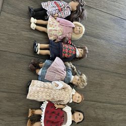 Bundle Of American Girl Mini Dolls 