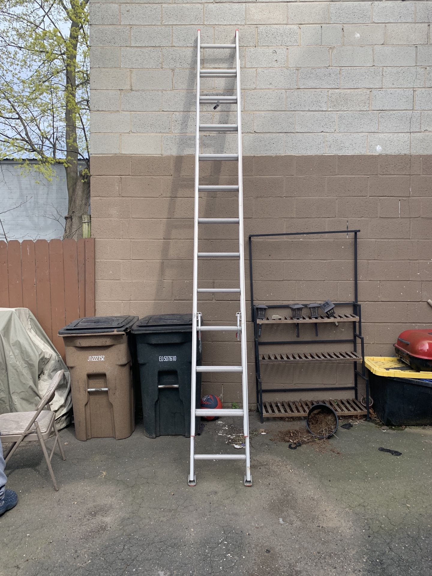 24” Feet Werner Aluminum Ladder