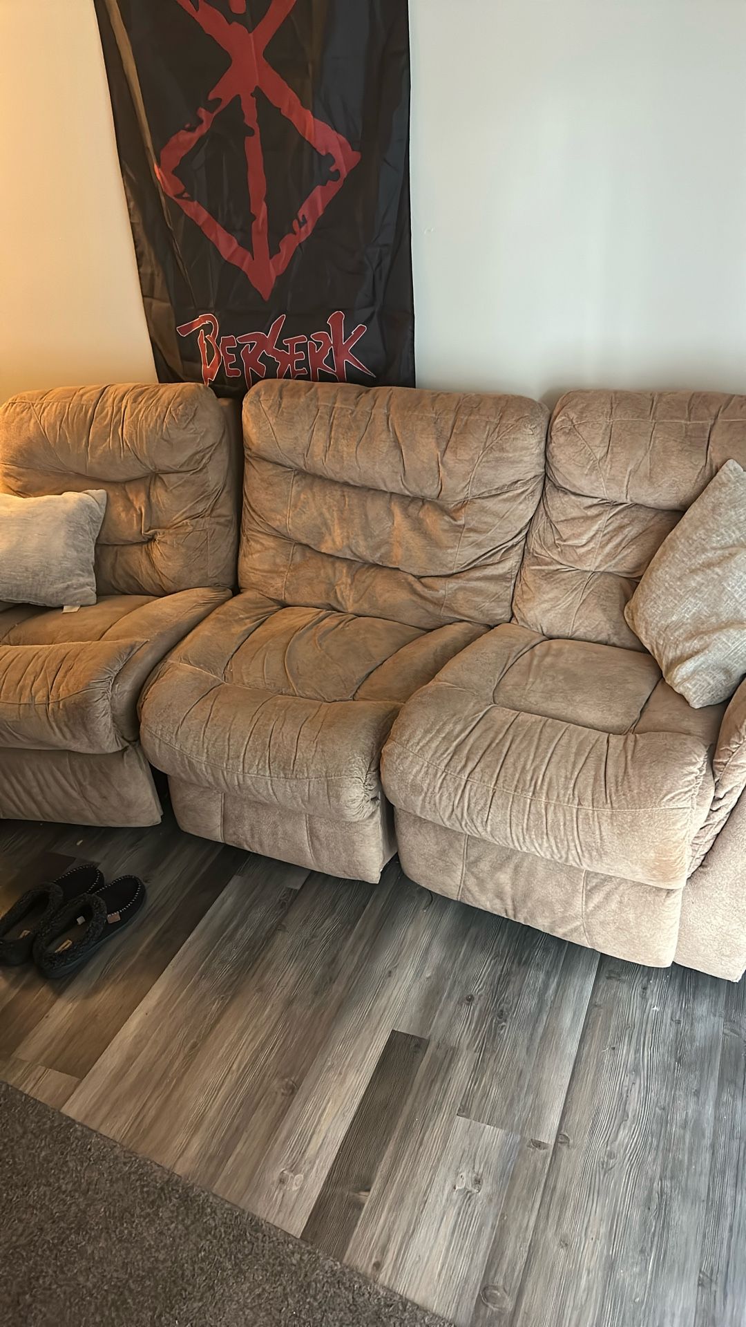 Reclinable Couch