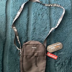 Supreme Shoulder Bag Ss18