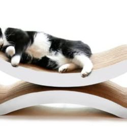 Cloud White Daniela Scratching Post