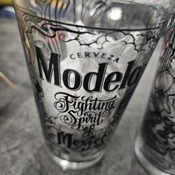 2 Modelo Mr Cartoon Exclusive