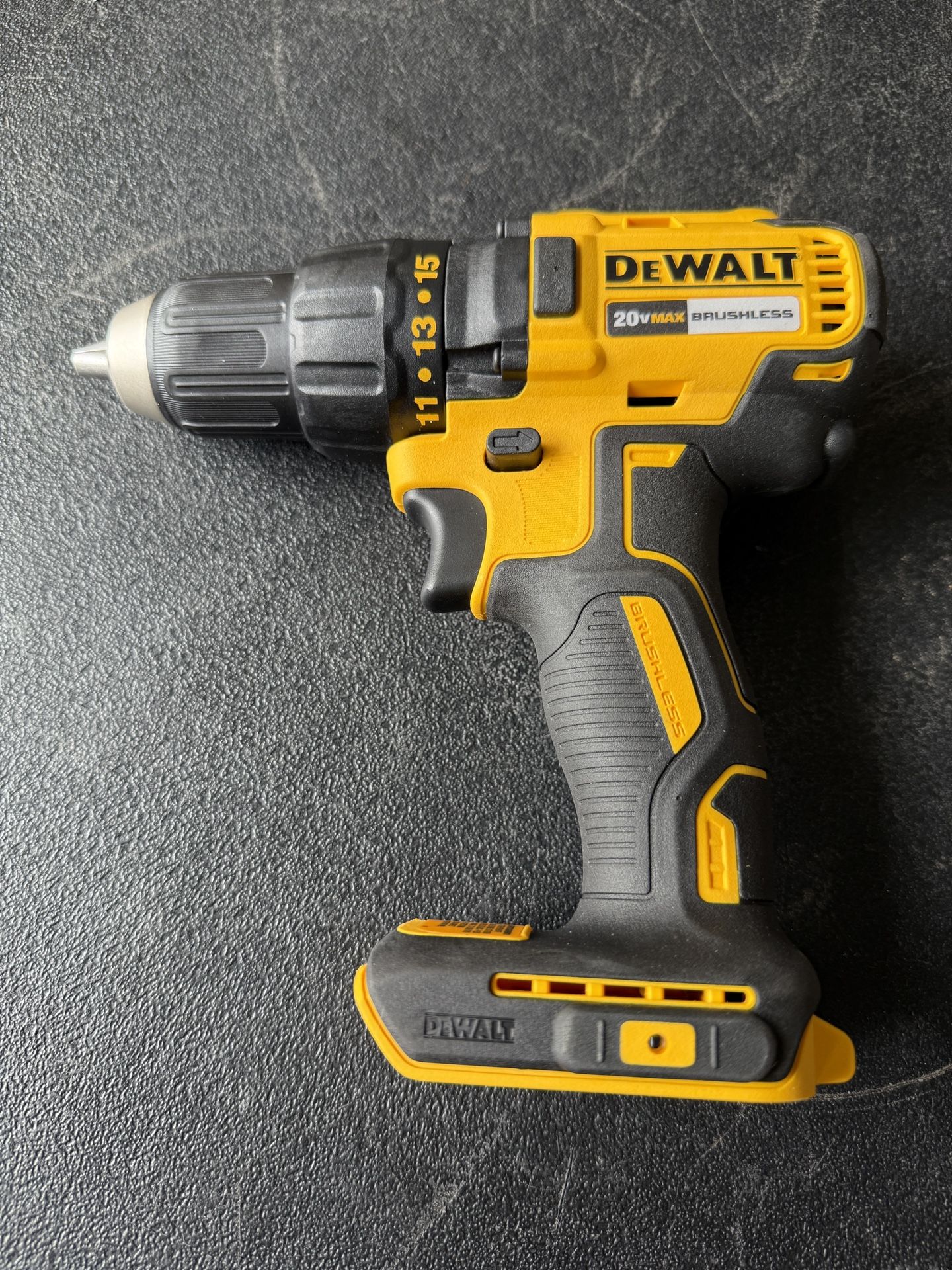 20V MAX 1/2" Cordless Brushless Compact Drill/Driver (tool only )