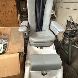 7 Comfortech Pedicure Footspa with 4 Boxes With Extras