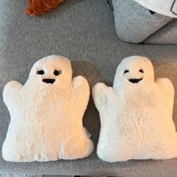 Martha Stewart Halloween Ghost Pillows