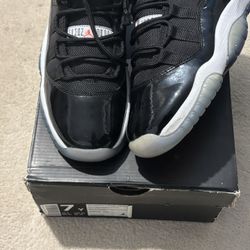 size 7y  Jordan infrared low 11s