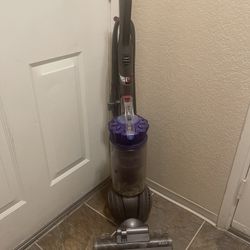 Dyson Vacuum Dc 41