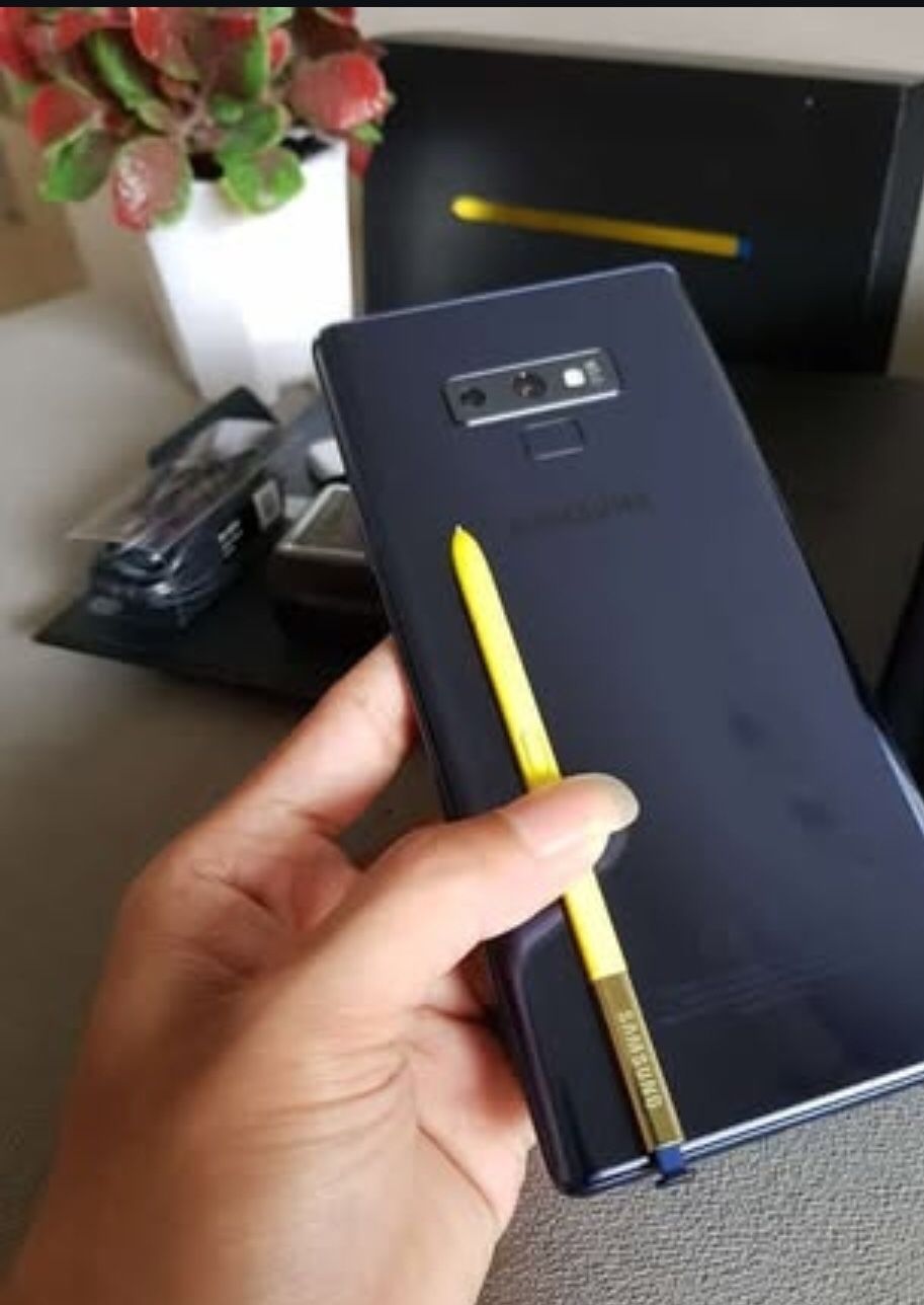 𝚂𝚊𝚖𝚜𝚞𝚗𝚐 𝚐𝚊𝚕𝚊𝚡𝚢 𝚗𝚘𝚝𝚎 9 𝚞𝚗𝚕𝚘𝚌𝚔𝚎𝚍 𝚠𝚒𝚝𝚑 𝚠𝚊𝚛𝚛𝚊𝚗𝚝𝚢