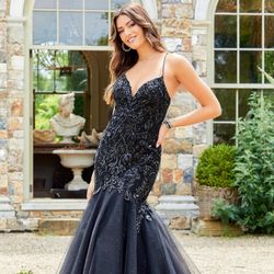 Prom/evening gowns $100 each