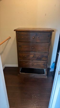 Free Drawer storage shelf