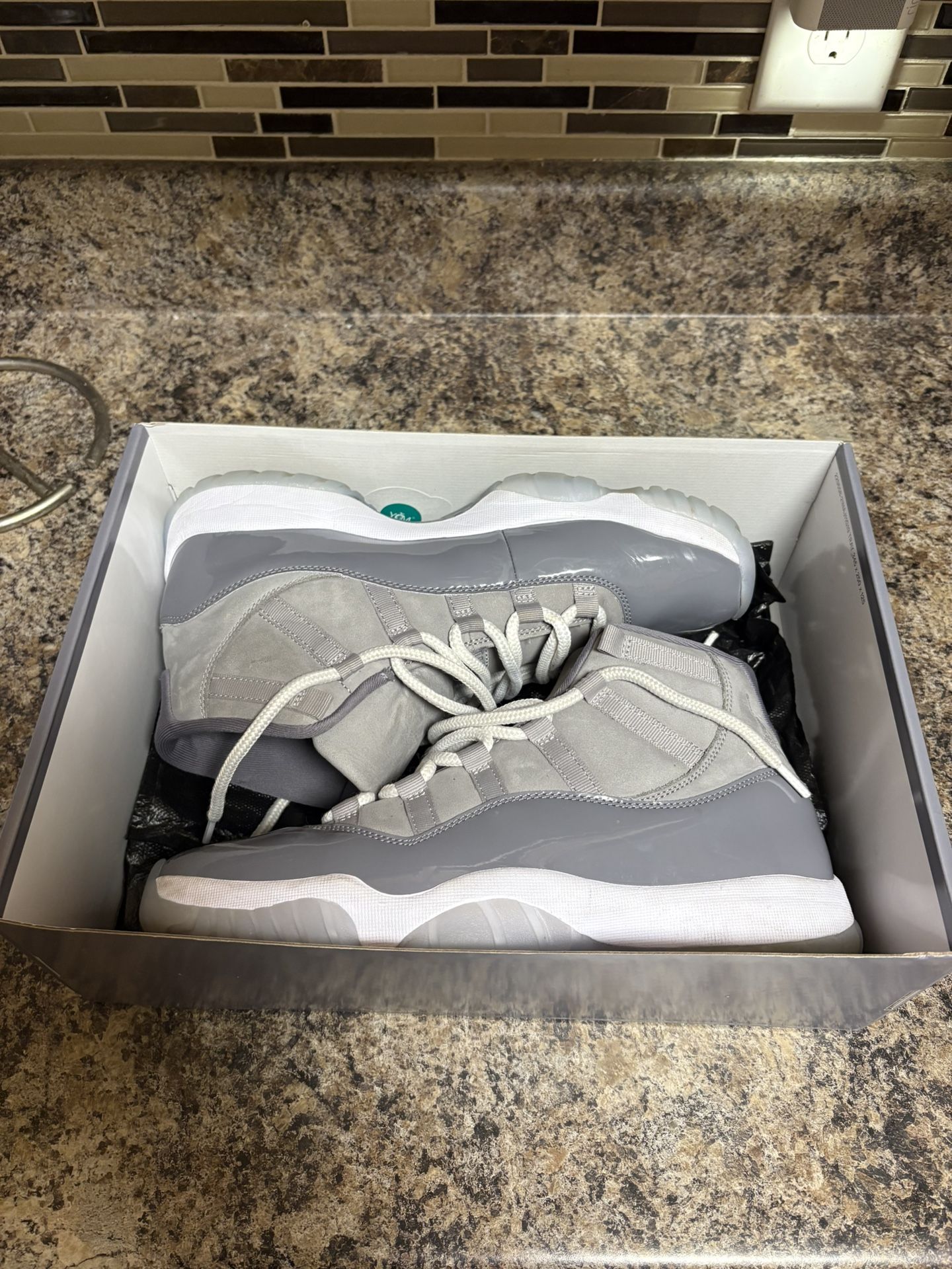Jordan 11 Cool Grey 2021 Size 11
