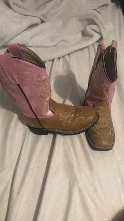 Little girl cowboy boots
