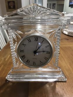 Beautiful Crystal Clock