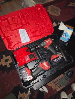 Milwaukee M18 FUEL Drill & Impact Driver Combo Kit