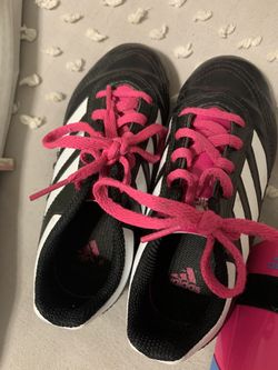 Adidas girls soccer cleats