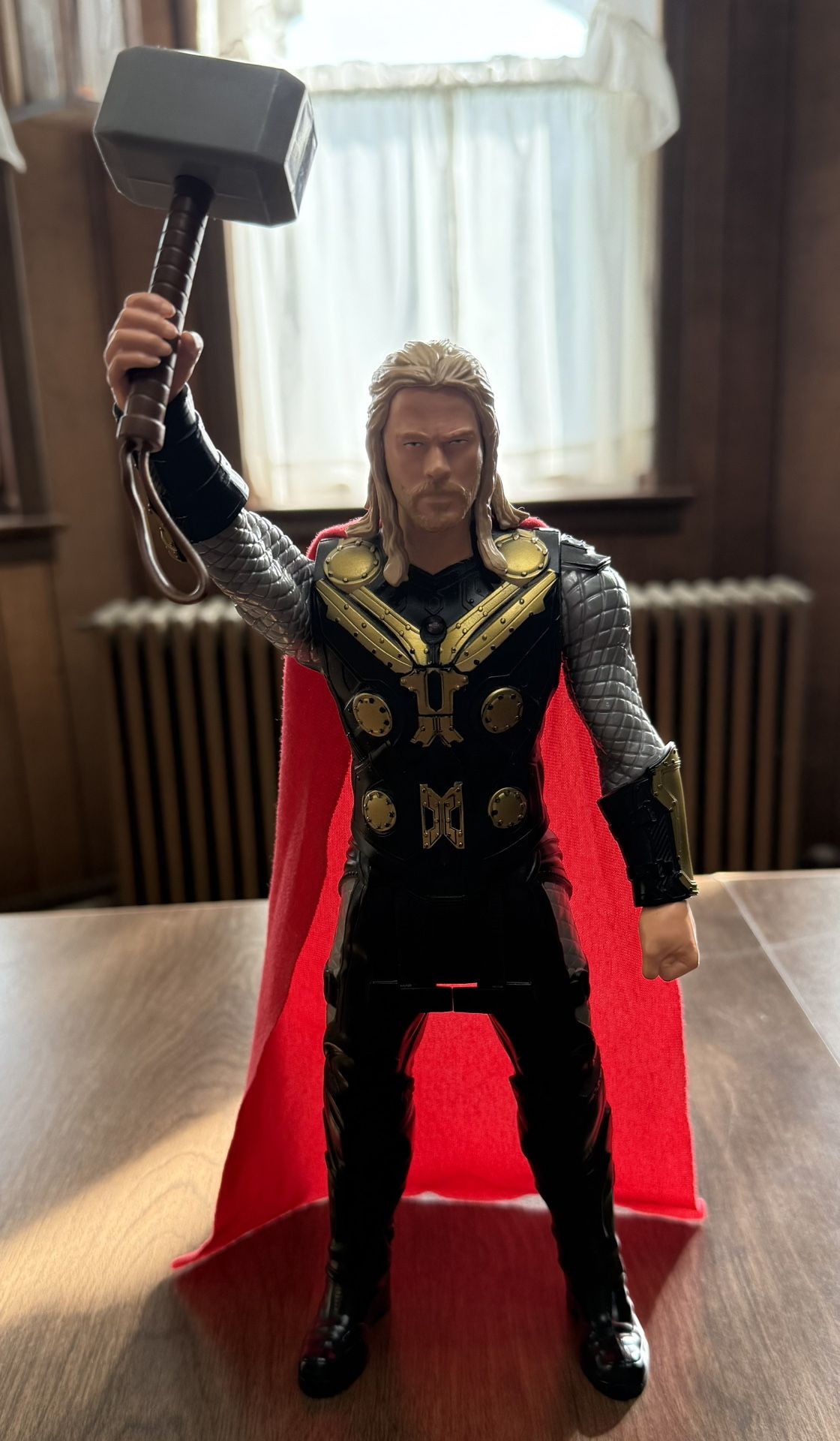 Talking Thor Marvel Avengers Age of Ultron figure