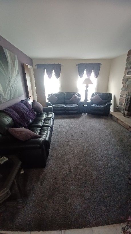 3pc black leather couch recliners  FIRM