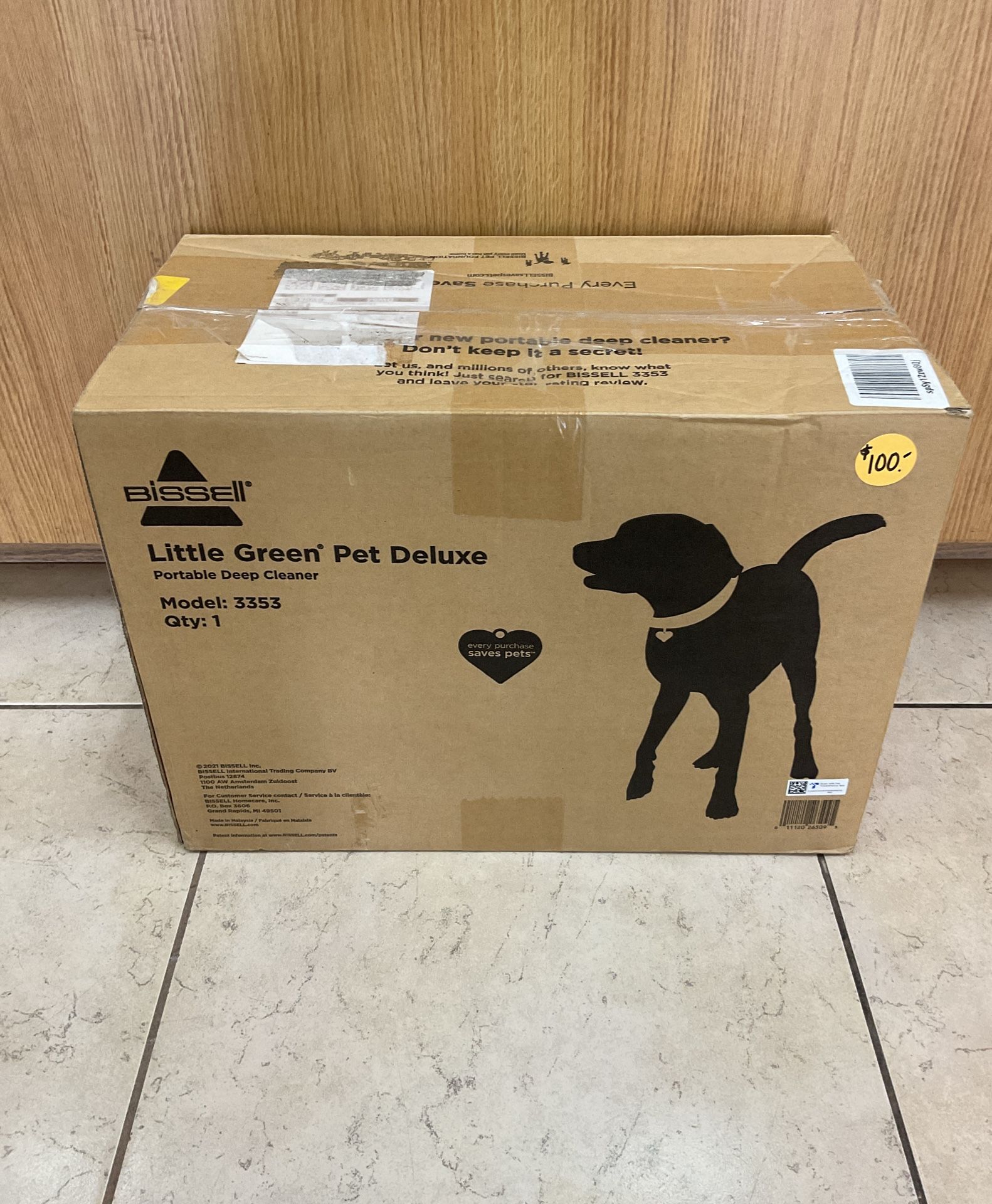 BISSELL 3353 LITTLE GREEN PET DELUXE PORTABLE DEEP CLEANER.