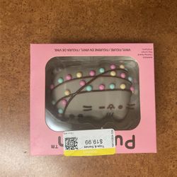 Holiday Pusheen Vinyl Figure