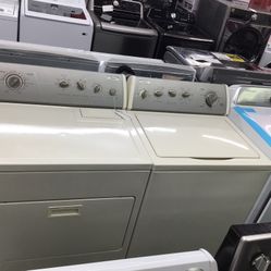 Whirlpool Washer And Dryer Set. 1 year Warranty 