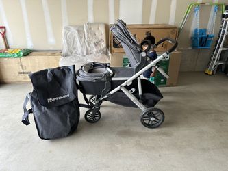 UPPAbaby VISTA V2 With Upper/lower Adapters