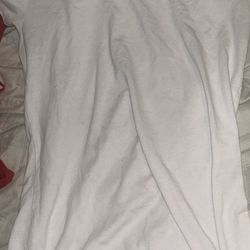 LARGE- basic white women’s tee