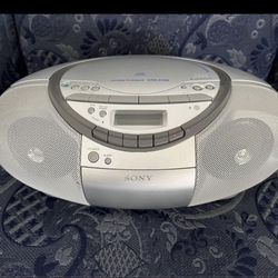 Sony Boombox Cd And Radio