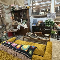 Shop Moved, Still OPEN  - Finn & Co. Vintage and More.