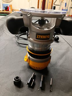 DeWALT 1 3/4 HP ROUTER