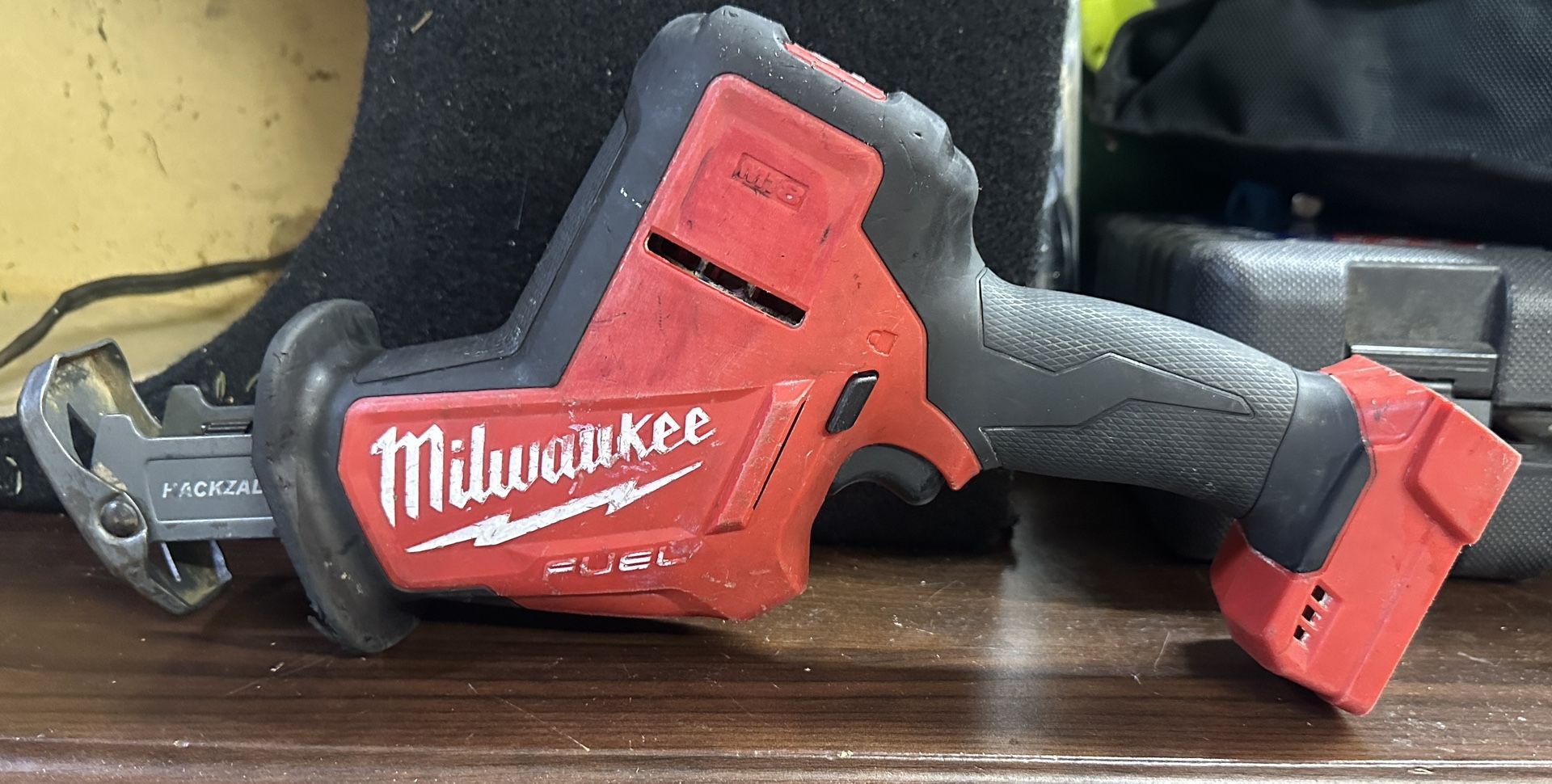 M18 FUEL 18V Lithium-Ion Brushless Cordless HACKZALL Reciprocating Saw (Tool-Only)