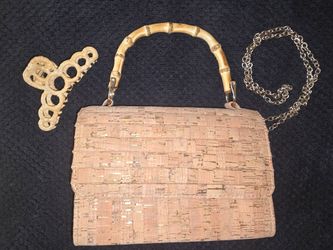 Adorable purse NWOT with matching hair clip
