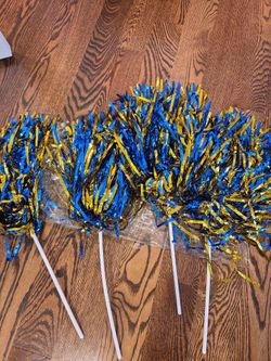 Pom poms