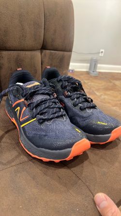 Size 8 wide New Balance Men's Fresh Foam X Hierro V7 Shoes