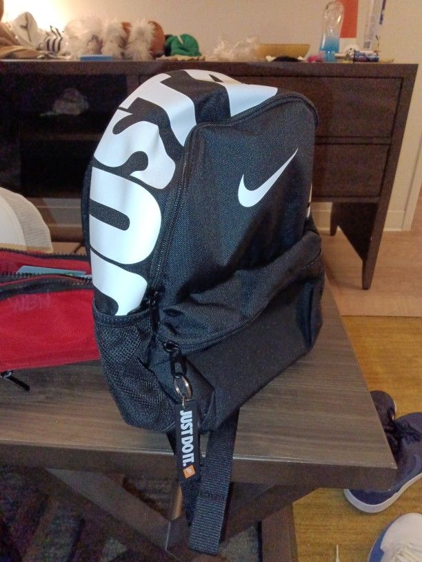 Nike Brasilla Just Do It Mini Backpack