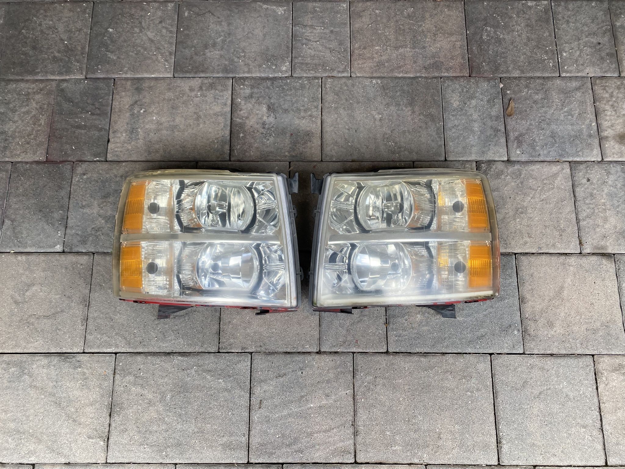 Chevrolet Silverado Headlights