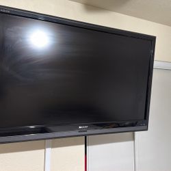 46 Inch Sharp tv