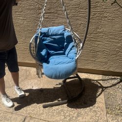 Hanging chair