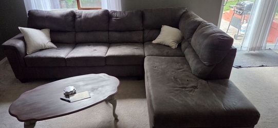 Sectional couch