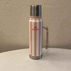 Flash Sale ** Stanley Classic Lengendsry Bottle Whip Peach 1.1 Quart 