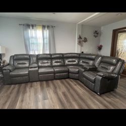 Sectional Couch With Recliner