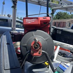 Milwaukee 18 Volt Snake 75 ‘