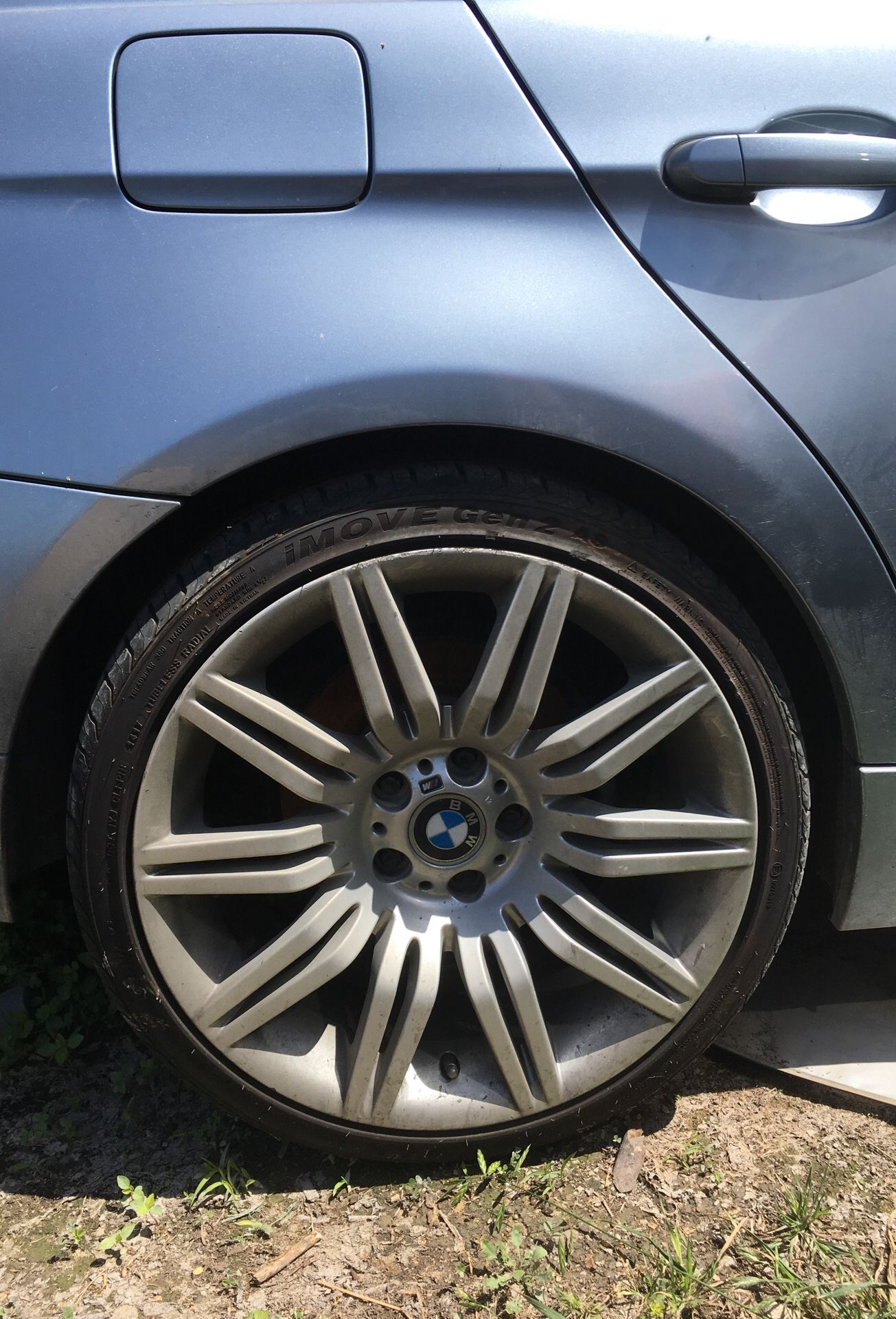 Wheels for bmw, 4 rims 2 with rims