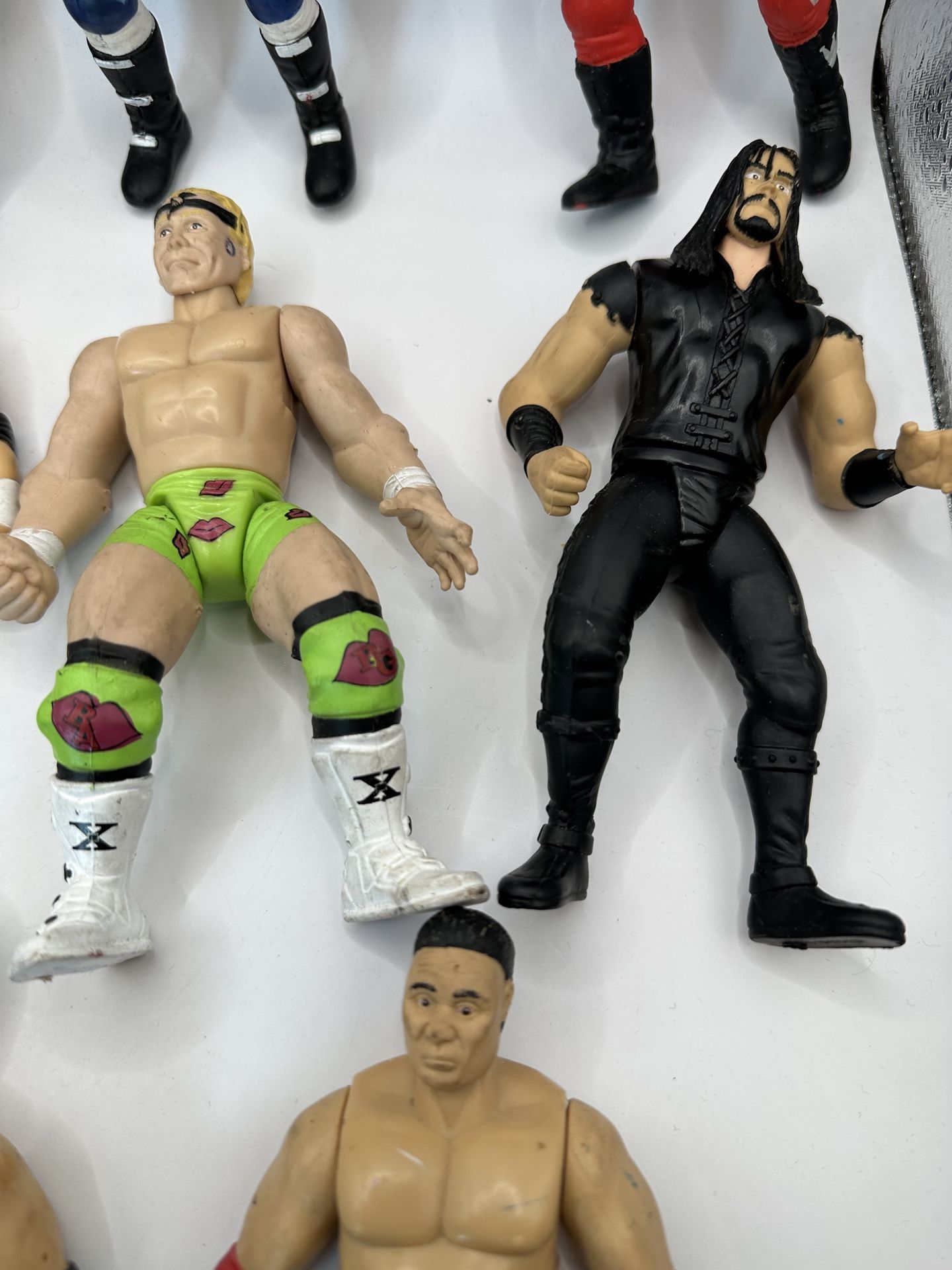 Vintage WWF Wrestling Figure Lot 1(contact info removed)